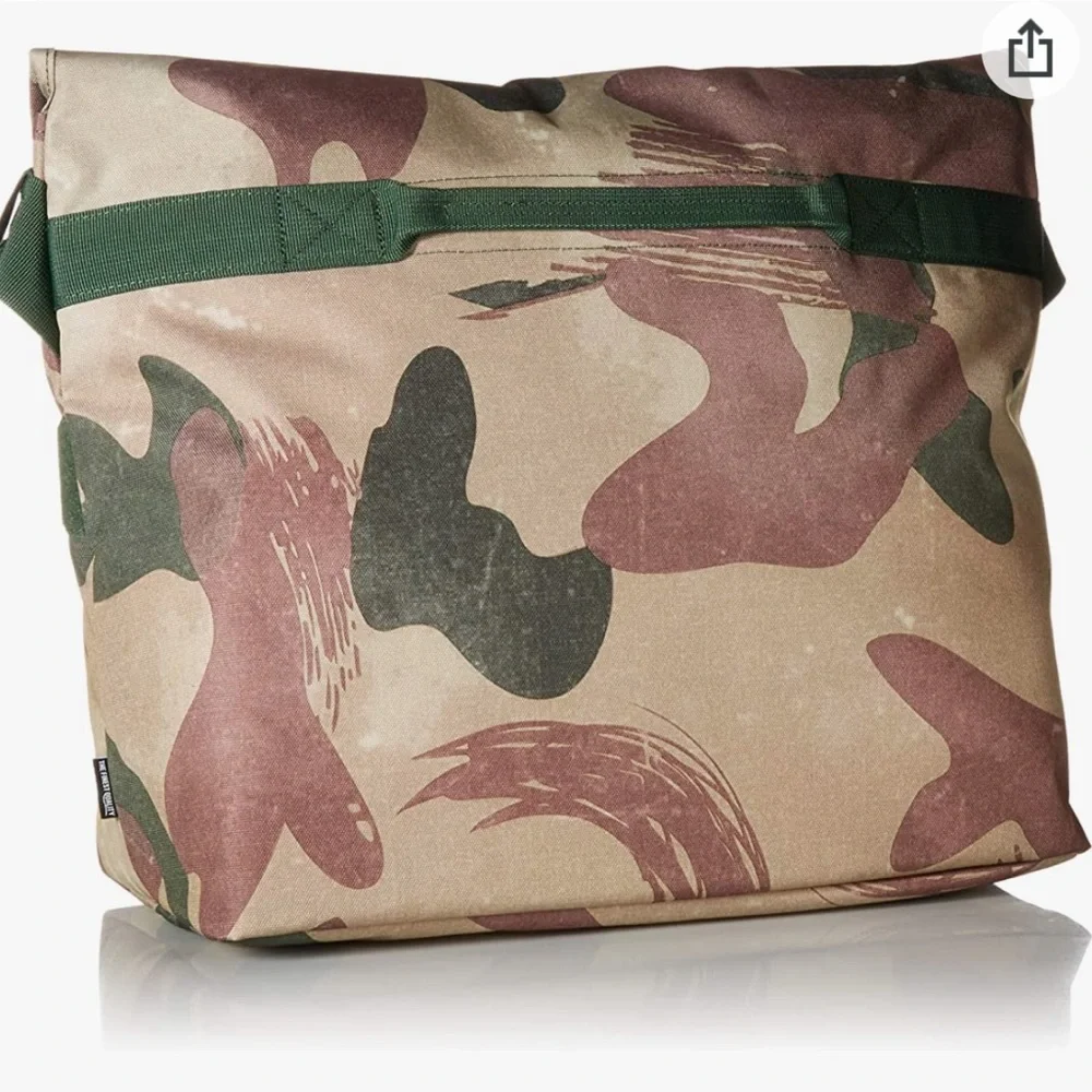 HERSCHEL Odell Messenger Bag in Brushstroke Camo‎